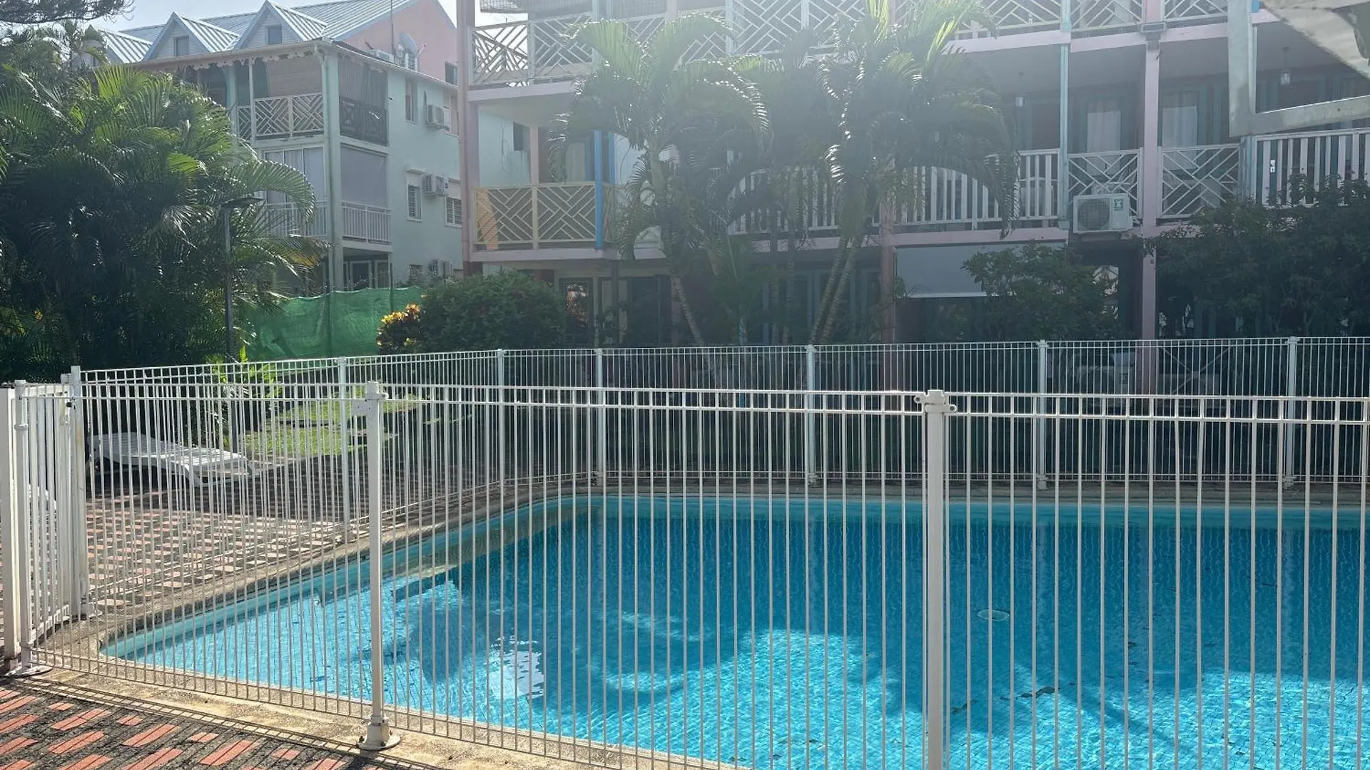 Appartement Piscine Proche Plage Sainte-Anne Martinique